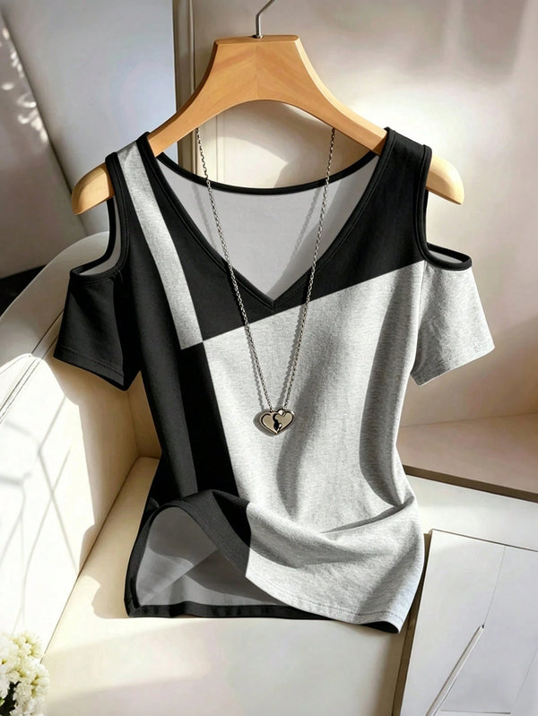 SuriyaCove Elegant Women's Contrast Pattern V-Neck Cold-Shoulder Top, Comfortable Casual V-Neck Short Sleeve T-Shirt, Suitable For Daily Casual Wear